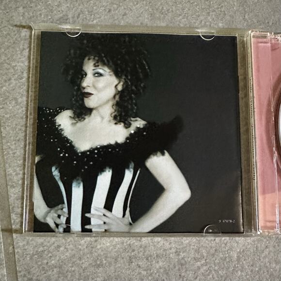 Bathhouse Betty by Bette Midler (CD, Sep-1998, Warner Bros.) - Picture 4 of 4
